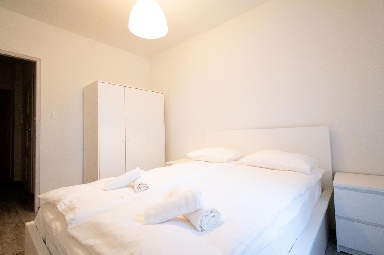 Apartament Alpha ウッチ エクステリア 写真